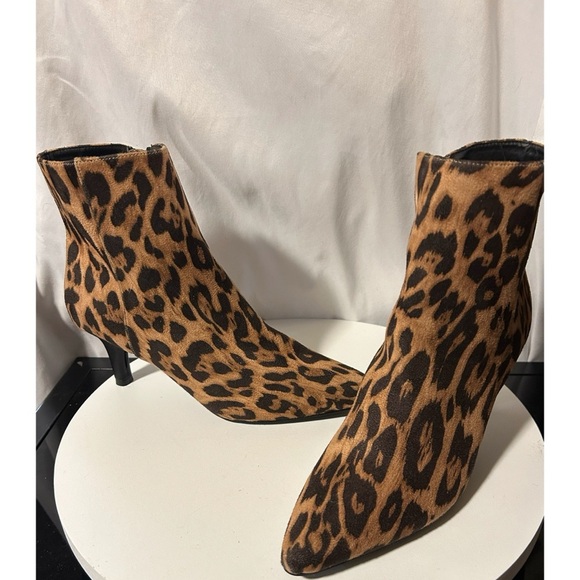Rampage Women’s Leopard Print Ankle Booties NWOT--(63% OFF) - Picture 4 of 6